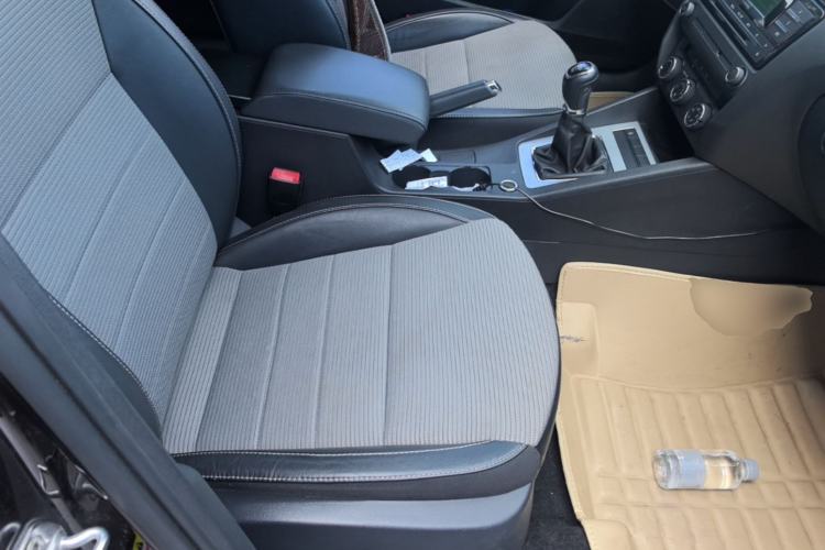 Used Skoda Octavia 2017 1.6L Manual Trend Edition Right Front Seat
