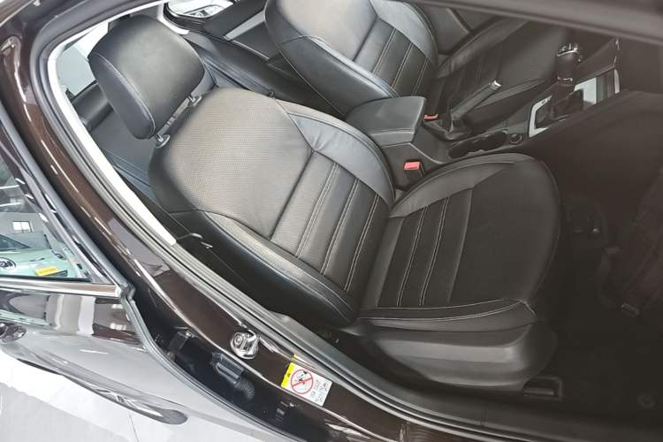 Used Skoda Octavia 2017 1.6L Automatic Chuanxing Edition Right Front Seat
