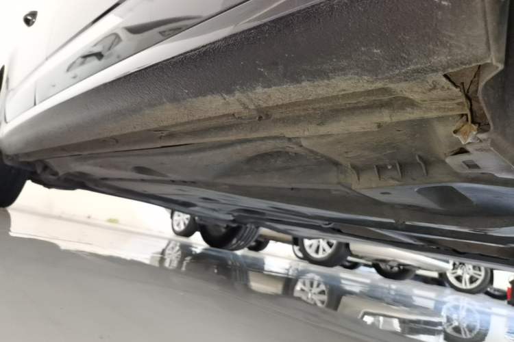 Used Skoda Octavia 2017 1.6L Automatic Chuanxing Edition Right Side Sill