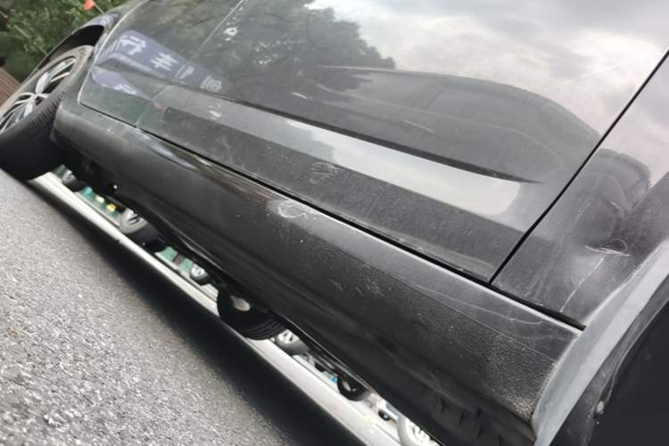 Used Skoda Octavia 2017 1.6L Automatic Smart Drive Edition Right Side Sill