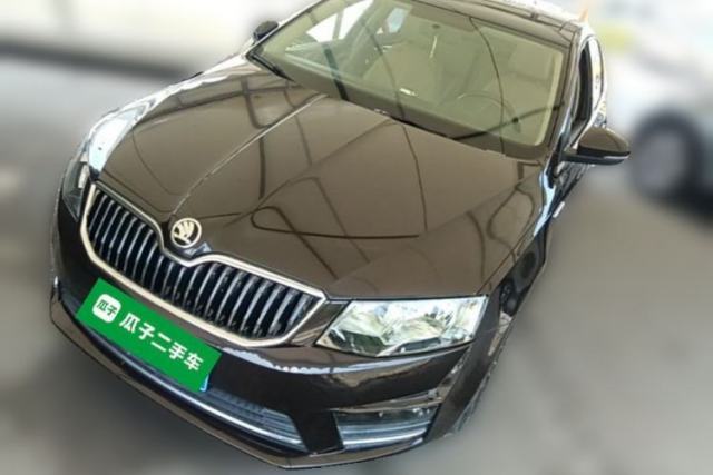 Used Skoda Octavia 2017 1.6L Automatic Smart Drive Edition