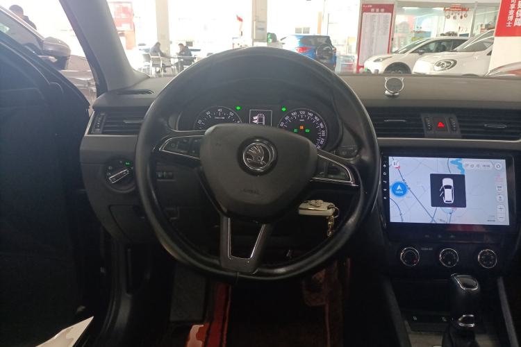 Used Skoda Octavia 2017 1.6L Automatic Smart Drive Edition Steering Wheel