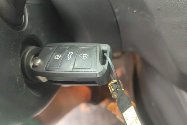 Used Skoda Octavia 2017 TSI280 DSG Smart Drive Edition Vehicle Key