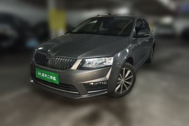 Skoda Octavia 2017 1.6L Automatic Chuanxing Edition usado