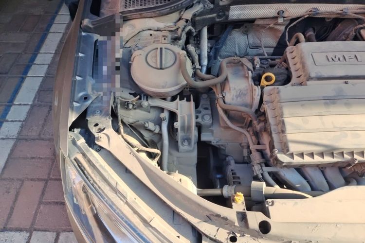 Used Skoda Octavia 2017 1.6L Automatic Chuanxing Edition Engine Bay Right