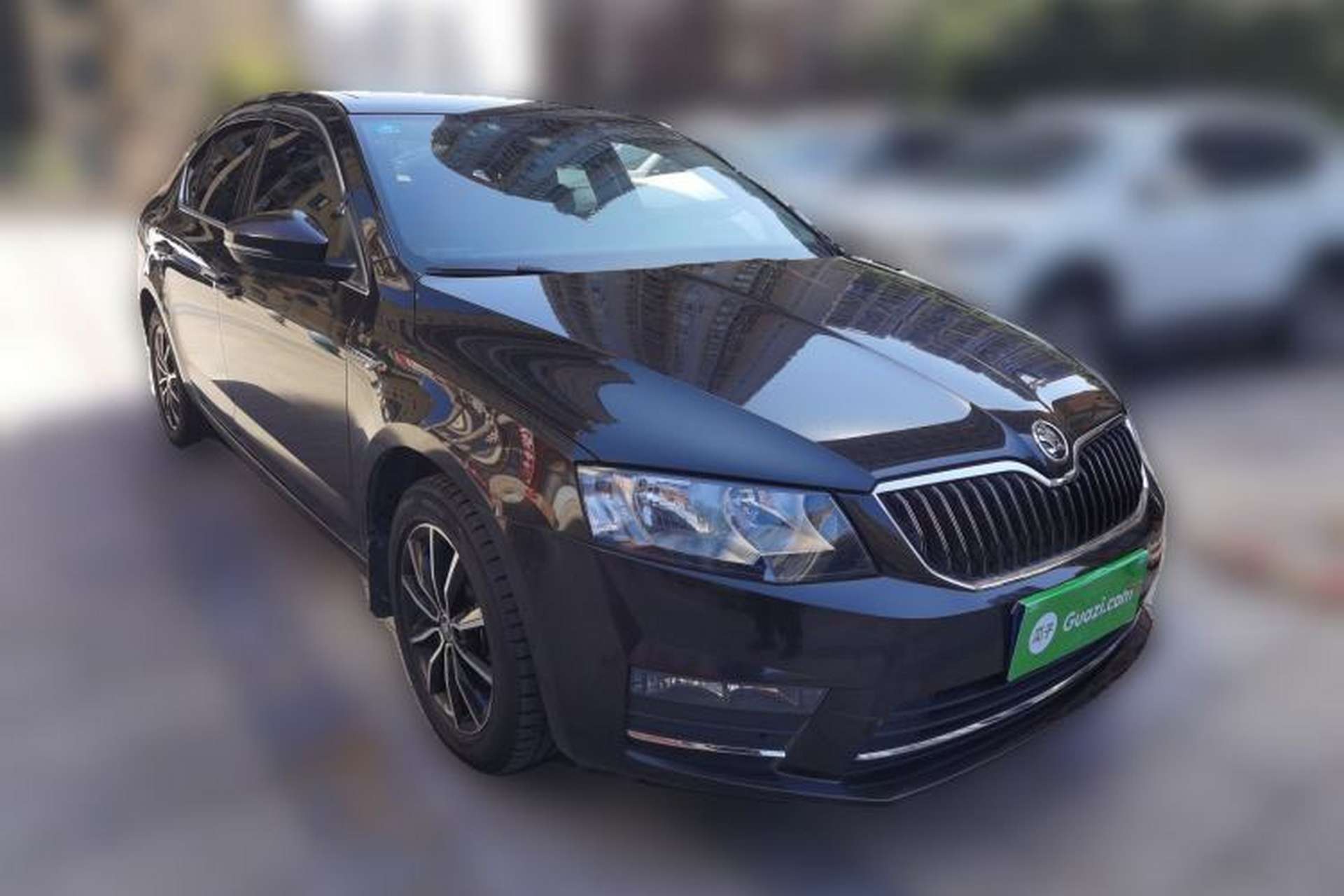 Used Skoda Octavia 2017 1.6L Automatic Smart Drive Edition Front Right 45 Deg