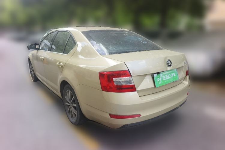 Used Skoda Octavia 2017 1.6L Automatic Chuanxing Edition Rear Left 45 Deg