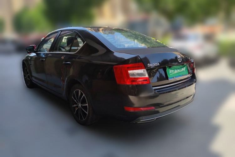 Used Skoda Octavia 2017 1.6L Manual Smart Drive Edition Rear Left 45 Deg