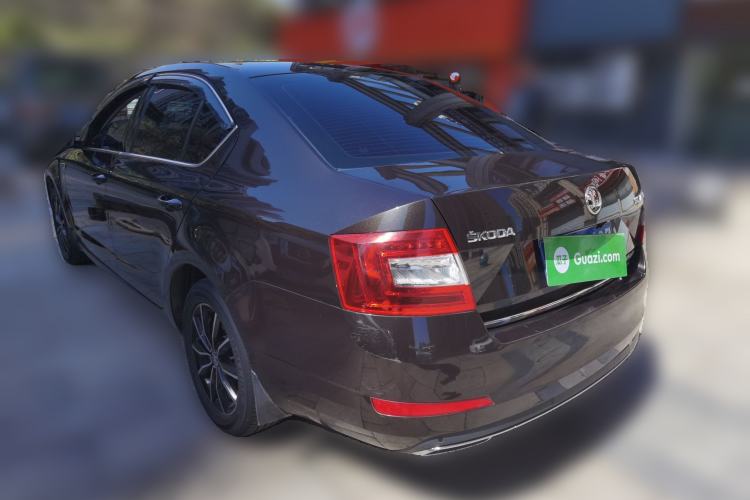 Used Skoda Octavia 2017 1.6L Automatic Smart Drive Edition Rear Left 45 Deg