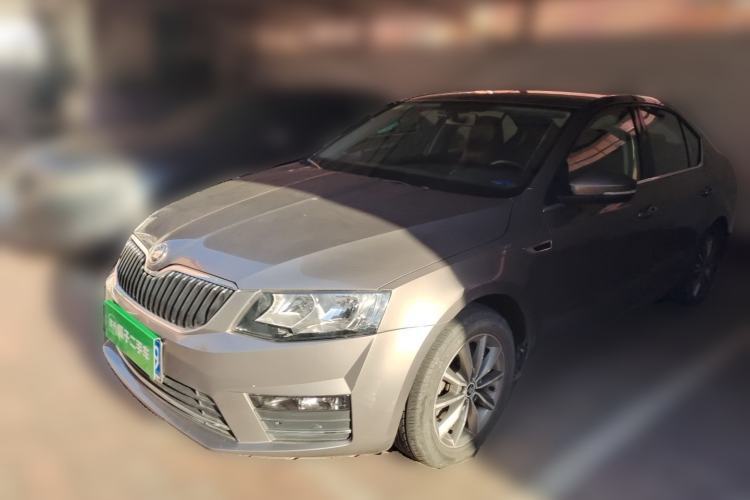 Used Skoda Octavia 2017 1.6L Automatic Chuanxing Edition Guazi used car, China used car export, Used car for sale, Used  cars, Cheapest cars for sale
