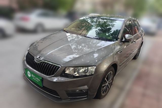 Used Skoda Octavia 2017 1.6L Automatic Smart Drive Edition