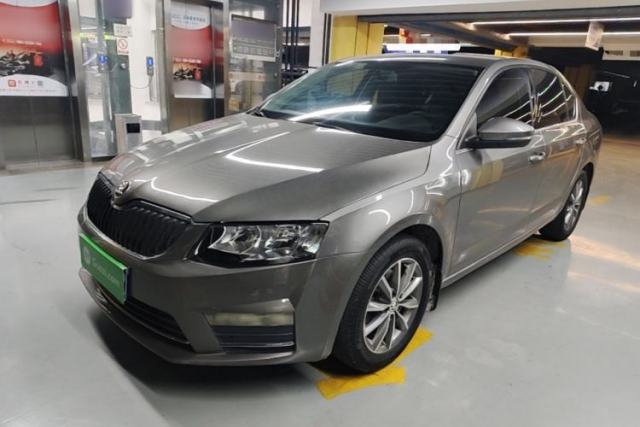 Used Skoda Octavia 2017 Classic Model 1.6L Manual Comfort Edition