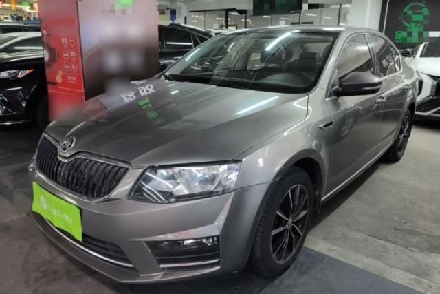 Used Skoda Octavia 2017 1.6L Automatic Smart Drive Edition
