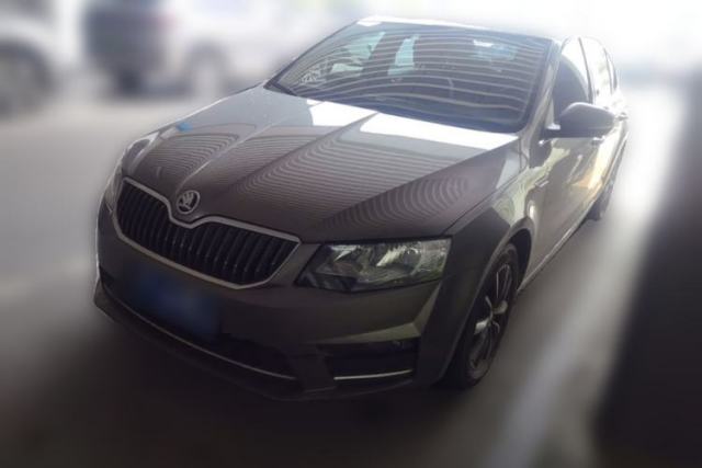 Skoda Octavia 2017 1.6L Automatic Chuanxing Edition с пробегом