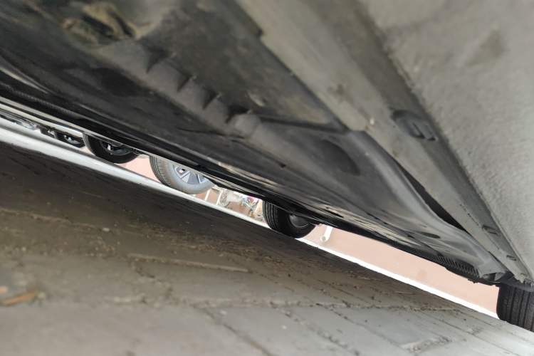 Used Skoda Octavia 2017 1.6L Manual Smart Drive Edition Chassis Front Left