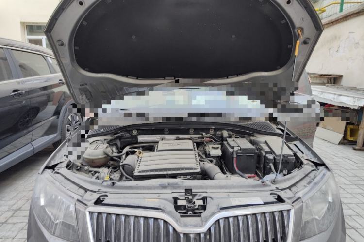 Used Skoda Octavia 2017 1.6L Manual Smart Drive Edition Engine Bay