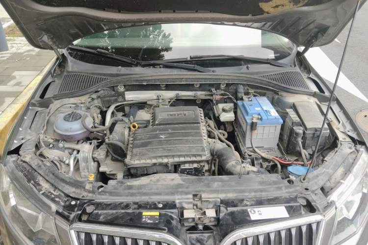 Used Skoda Octavia 2017 1.6L Manual Smart Drive Edition Engine Bay