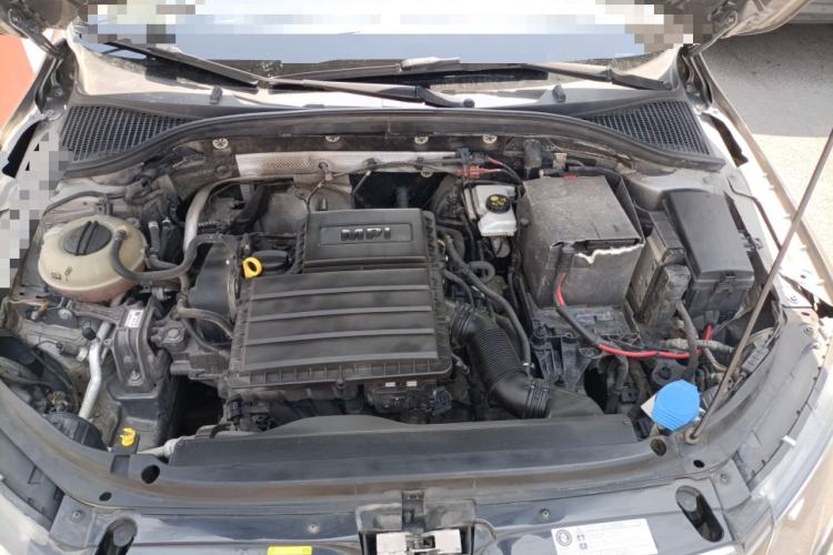 Used Skoda Octavia 2017 1.6L Automatic Chuanxing Edition Engine Bay