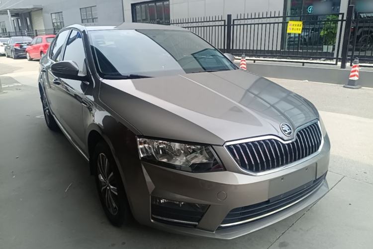 Used Skoda Octavia 2017 1.6L Automatic Chuanxing Edition Exterior 1