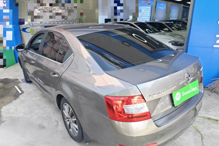 Used Skoda Octavia 2017 1.6L Automatic Chuanxing Edition Exterior 2