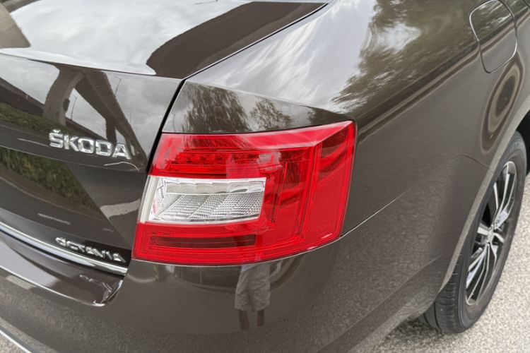 Used Skoda Octavia 2017 1.6L Automatic Smart Drive Edition Exterior 4