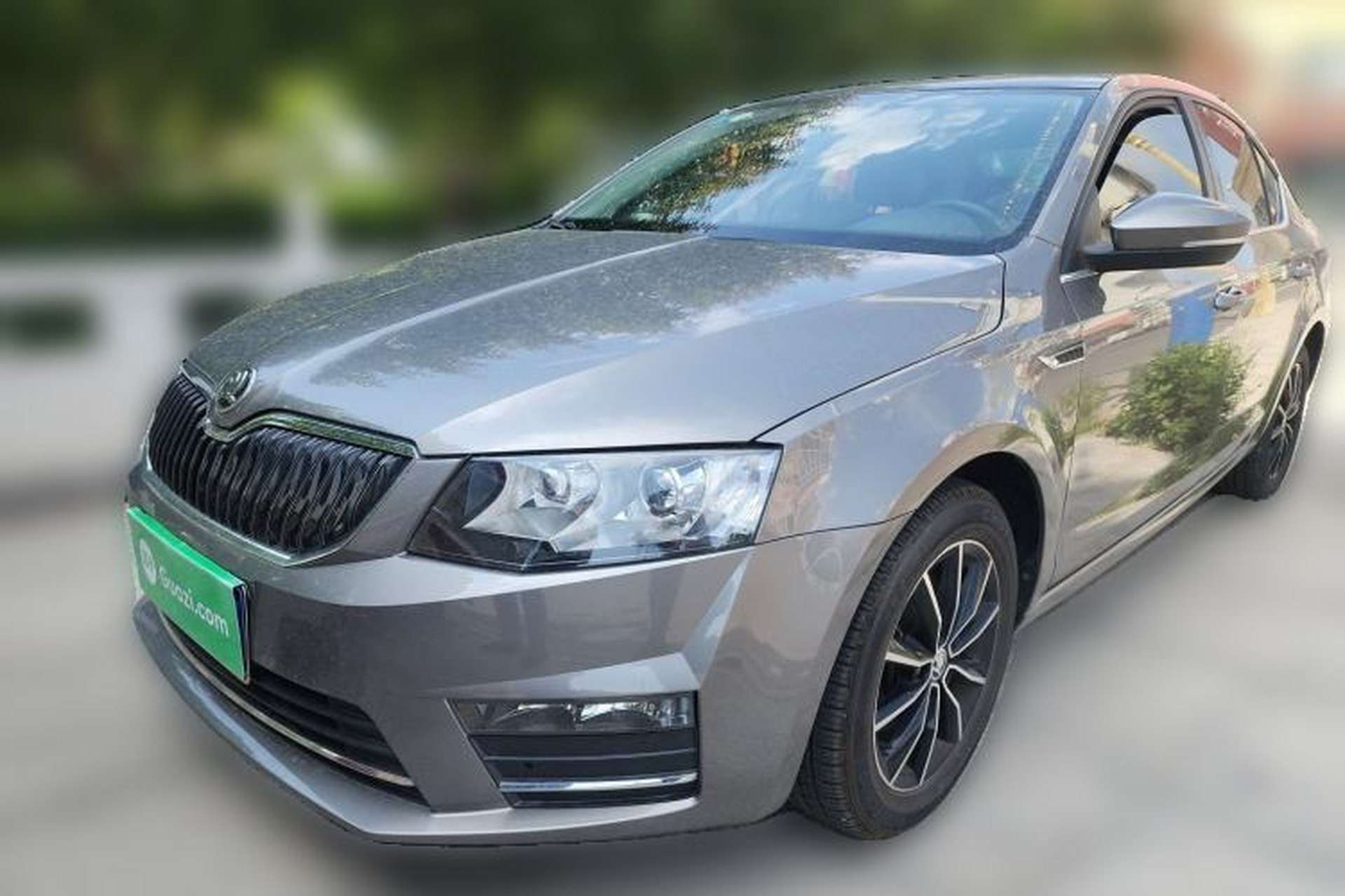 Used Skoda Octavia 2017 1.6L Automatic Smart Drive Edition Front Left 45 Deg