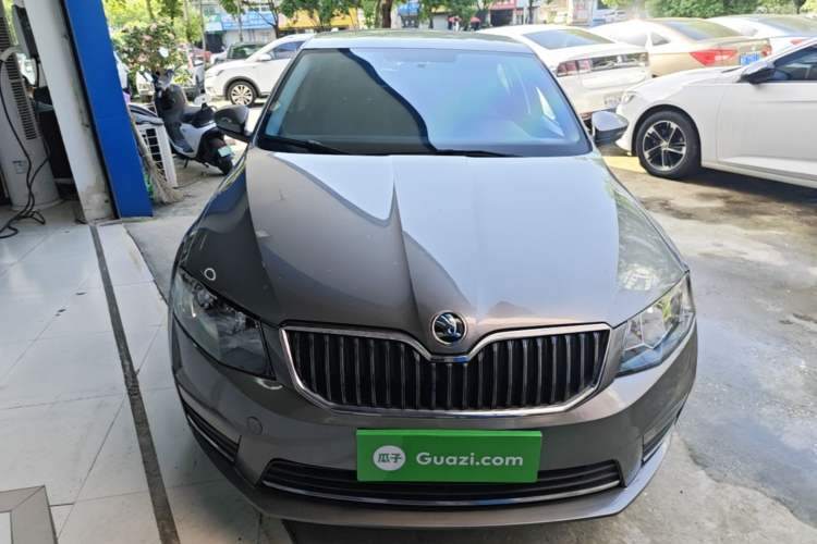 Used Skoda Octavia 2017 1.6L Automatic Chuanxing Edition Front