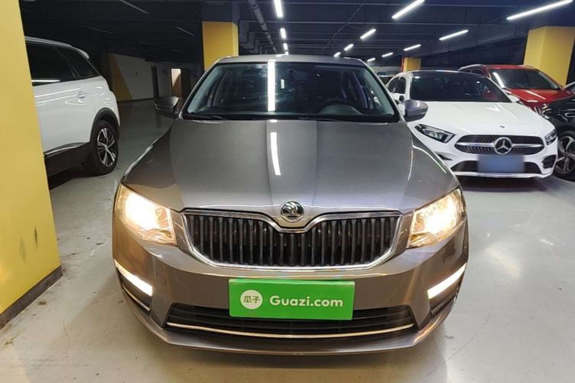 Used Skoda Octavia 2017 Classic Model 1.6L Manual Comfort Edition Front