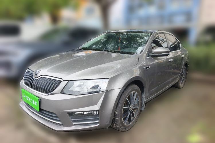 Used Skoda Octavia 2017 1.6L Automatic Smart Drive Edition Guazi used car, China used car export, Used car for sale, Used cars, Cheapest cars for sale