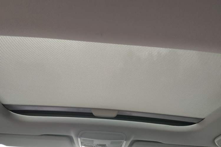 Used Skoda Octavia 2017 1.6L Manual Smart Drive Edition Headliner