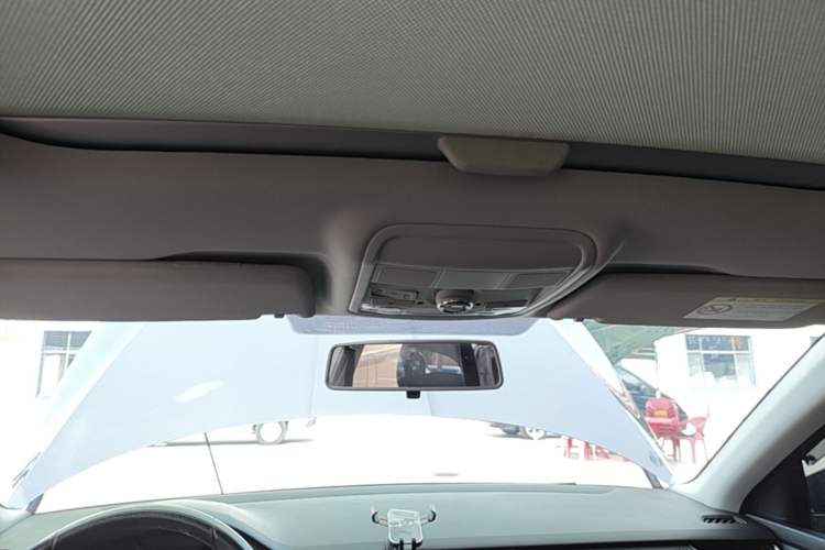 Used Skoda Octavia 2017 1.6L Automatic Smart Drive Edition Headliner