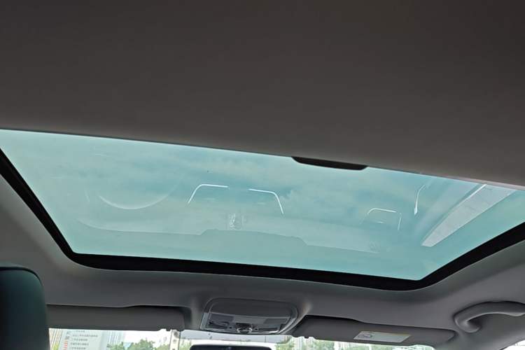 Used Skoda Octavia 2017 1.6L Automatic Smart Drive Edition Headliner