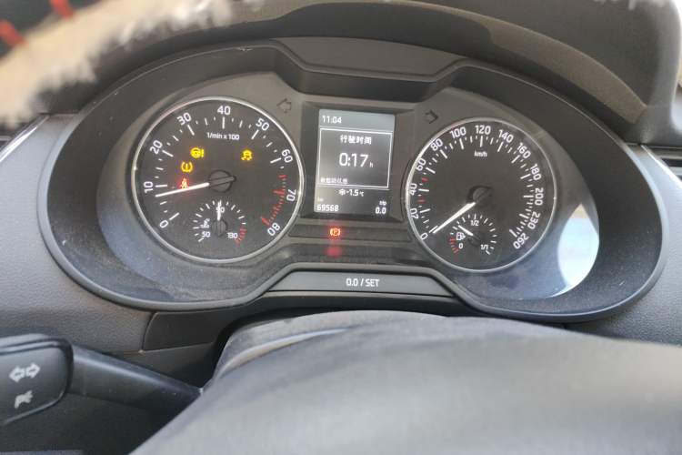 Used Skoda Octavia 2017 1.6L Manual Smart Drive Edition Instrument Cluster