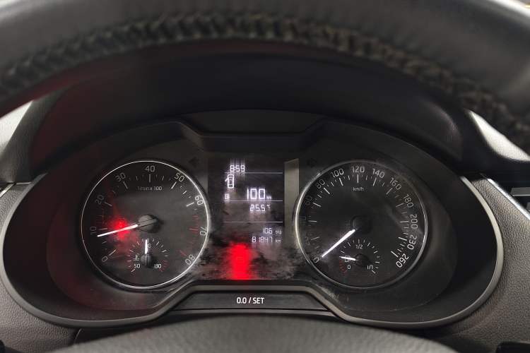 Used Skoda Octavia 2017 Classic Model 1.6L Manual Comfort Edition Instrument Cluster