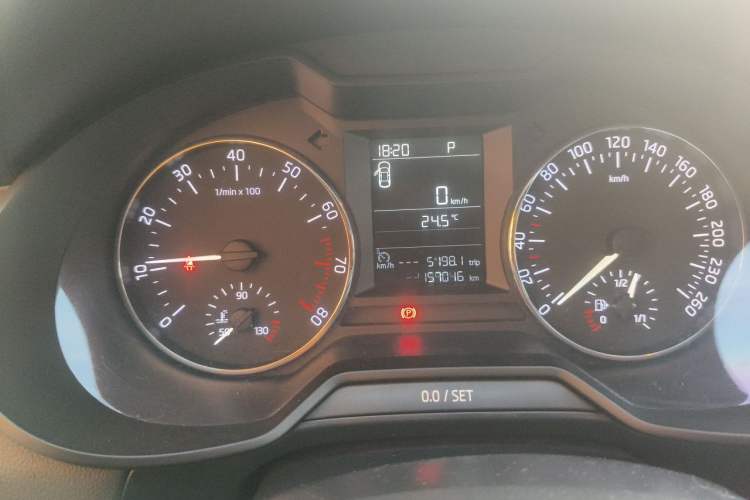 Used Skoda Octavia 2017 1.6L Automatic Chuanxing Edition Instrument Cluster