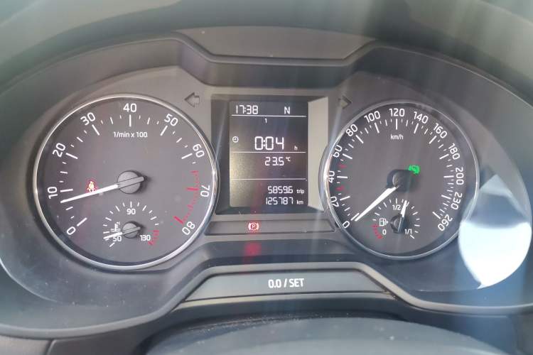 Used Skoda Octavia 2017 1.6L Automatic Chuanxing Edition Instrument Cluster