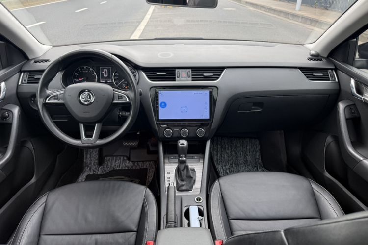 Used Skoda Octavia 2017 1.6L Automatic Smart Drive Edition Instrument Cluster