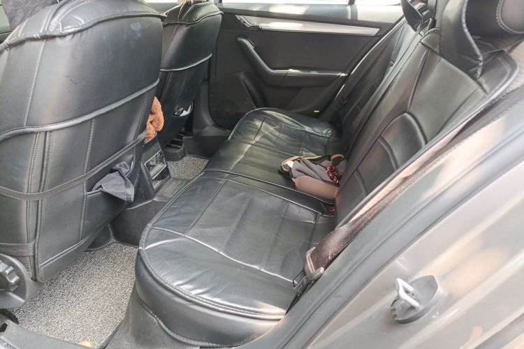 Used Skoda Octavia 2017 1.6L Automatic Chuanxing Edition Left Rear Seat