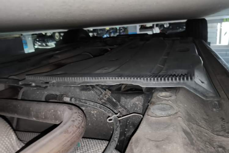 Used Skoda Octavia 2017 1.6L Automatic Smart Drive Edition Left Side Sill