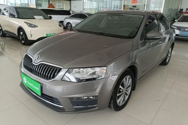 Used Skoda Octavia 2017 Classic Model 1.6L Automatic Comfort Edition