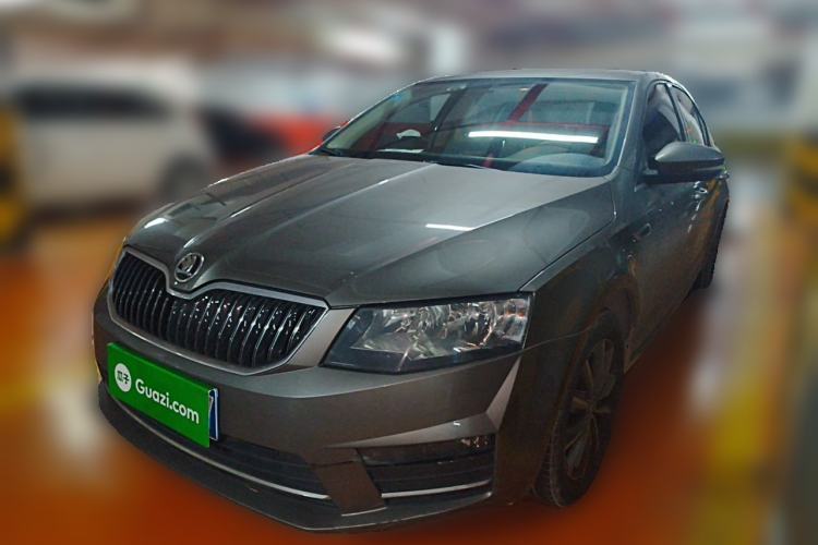 Used Skoda Octavia 2017 1.6L Automatic Chuanxing Edition Guazi used car, China used car export, Used car for sale, Used  cars, Cheapest cars for sale