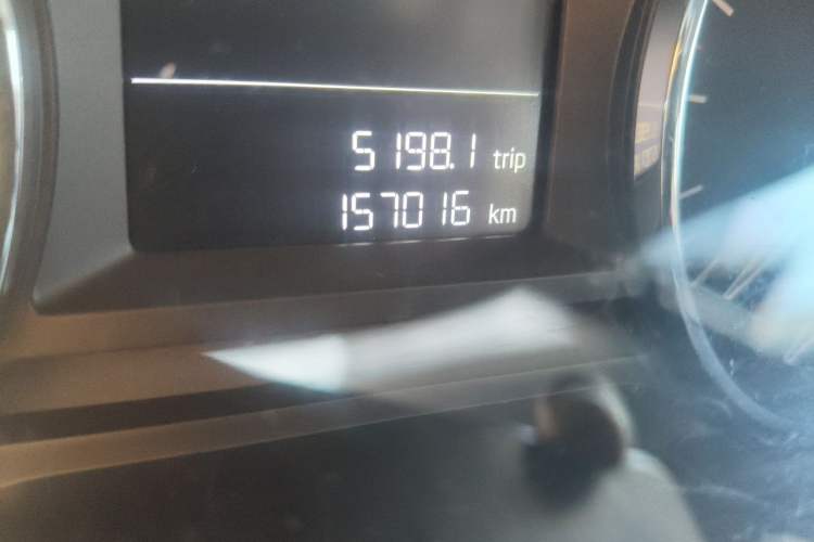 Used Skoda Octavia 2017 1.6L Automatic Chuanxing Edition Odometer Close Up