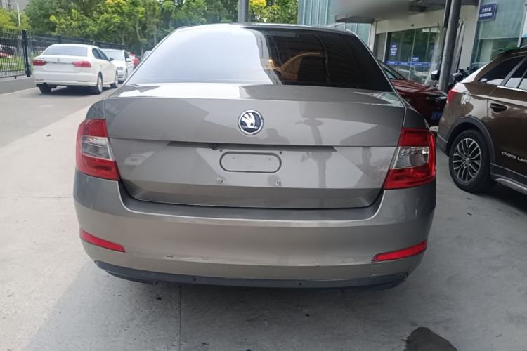 Used Skoda Octavia 2017 1.6L Automatic Chuanxing Edition Rear