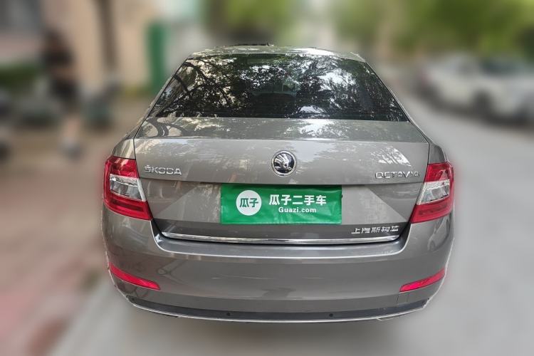 Used Skoda Octavia 2017 1.6L Automatic Smart Drive Edition Rear