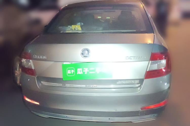 Used Skoda Octavia 2017 1.6L Automatic Smart Drive Edition Rear