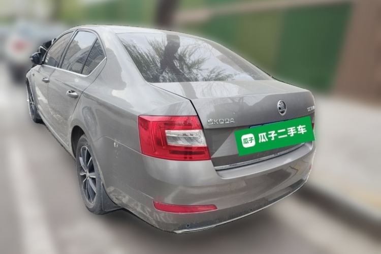 Used Skoda Octavia 2017 1.6L Manual Smart Drive Edition Rear Left 45 Deg