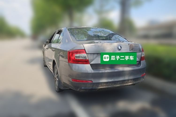 Used Skoda Octavia 2017 1.6L Manual Trend Edition Rear Left 45 Deg