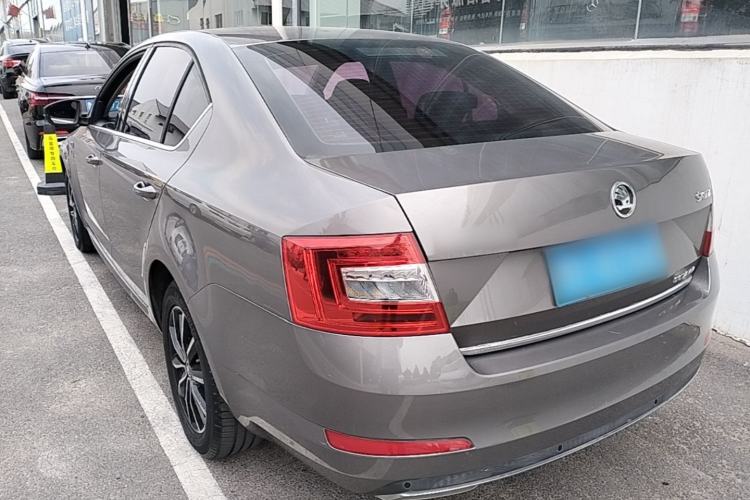 Used Skoda Octavia 2017 1.6L Automatic Smart Drive Edition Rear Left 45 Deg