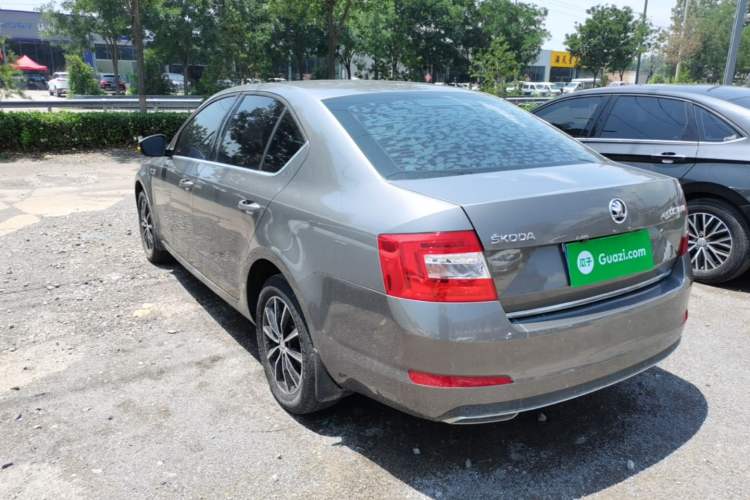 Used Skoda Octavia 2017 1.6L Automatic Smart Drive Edition Rear Left 45 Deg