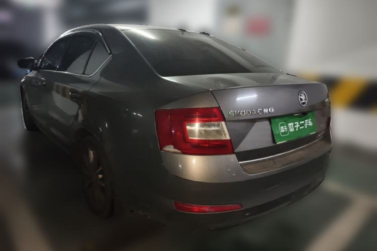 Used Skoda Octavia 2017 Classic Model 1.6L Manual Comfort Edition Rear Left 45 Deg
